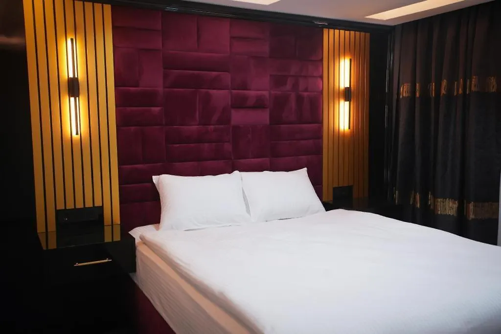 Bed & Breakfast Ky Continental Apartments İzmir Turkije