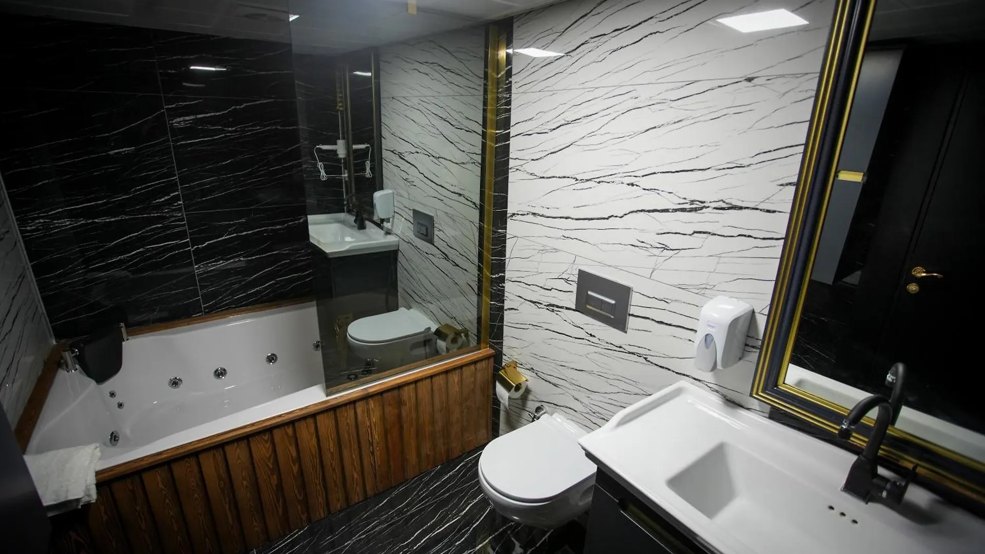 Ky Continental Apartments İzmir 0*,  Turkije